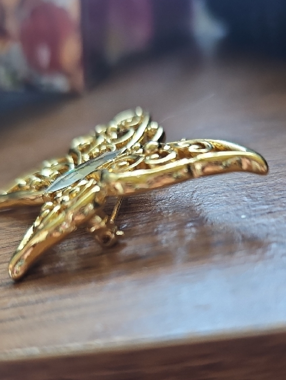 EUC Beautiful Vintage Monet Gold-Tone Butterfly Brooch w/ Clear Marquise Stone - Picture 4 of 5